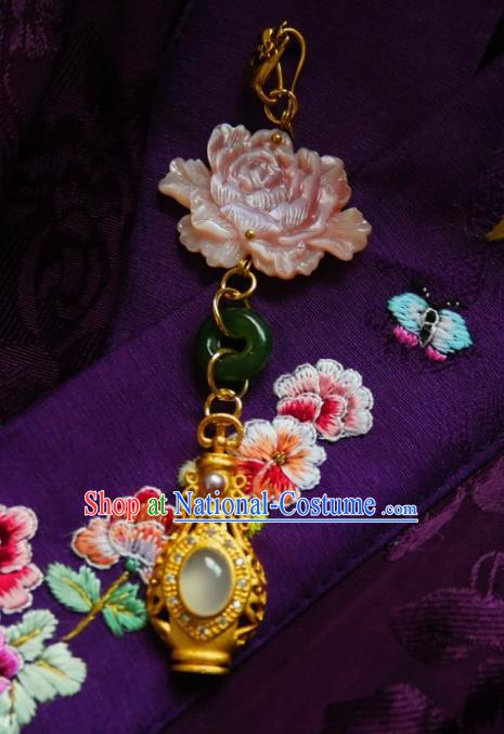 Chinese Classical Cheongsam Pink Shell Peony Brooch Traditional Hanfu Accessories Handmade Golden Flagon Breastpin Pendant for Women