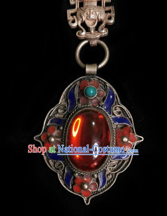 Chinese Classical Cloisonne Brooch Traditional Hanfu Cheongsam Accessories Handmade Red Breastpin Pendant for Women