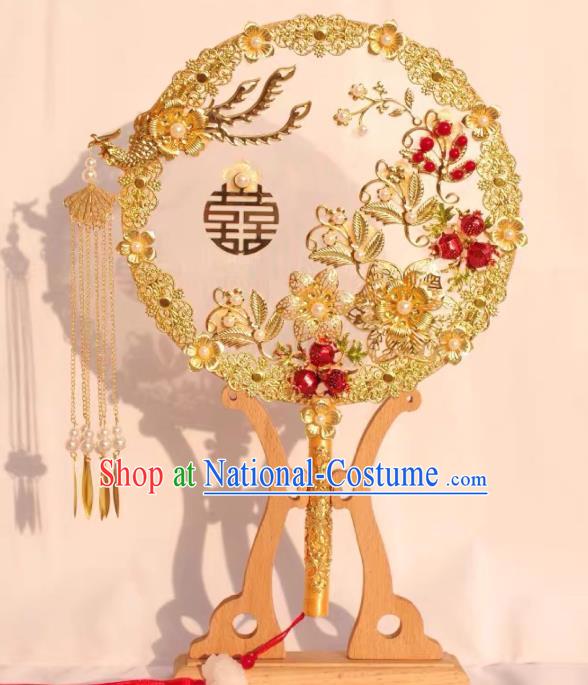 Top Grade Chinese Classical Wedding Golden Round Fan Accessories Handmade Ancient Bride Phoenix Tassel Palace Fans for Women