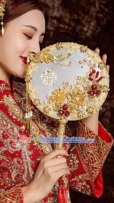 Top Grade Chinese Classical Wedding Golden Round Fan Accessories Handmade Ancient Bride Phoenix Tassel Palace Fans for Women