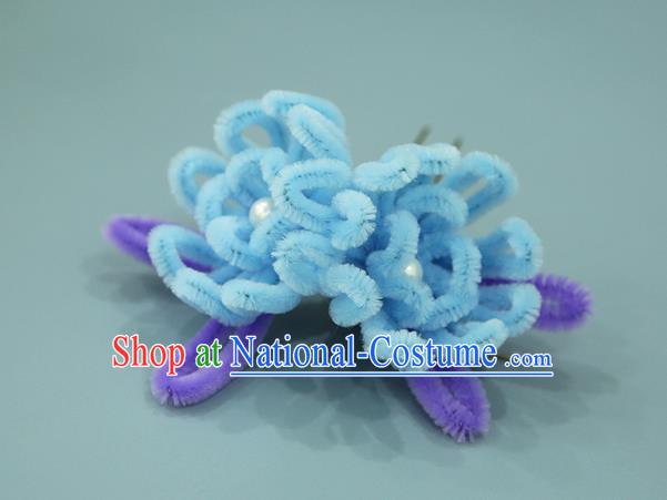 Handmade Chinese Qing Dynasty Blue Velvet Chrysanthemum Hairpins Traditional Classical Hair Accessories Ancient Imperial Consort Hair Clip for Women