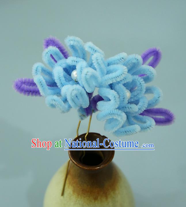 Handmade Chinese Qing Dynasty Blue Velvet Chrysanthemum Hairpins Traditional Classical Hair Accessories Ancient Imperial Consort Hair Clip for Women