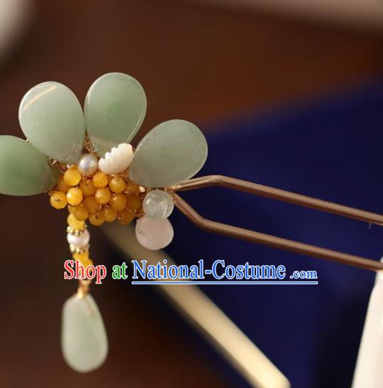 Handmade Chinese Cheongsam Green Jade Flower Hair Clip Traditional Hanfu Hair Accessories Beads Hairpins for Women