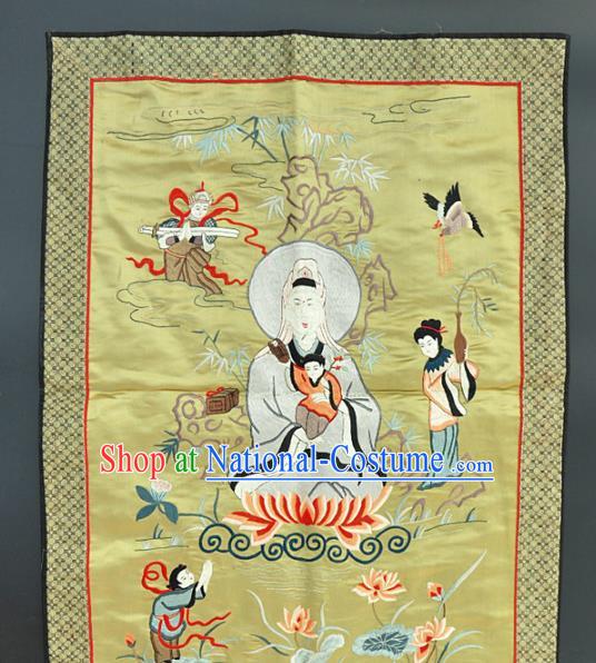 Chinese Traditional Embroidered Avaloktesvara Fabric Patches Handmade Embroidery Craft Embroidering Yellow Silk Decorative Painting