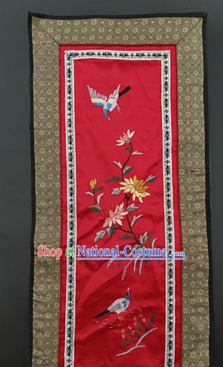 Chinese Traditional Embroidered Chrysanthemum Bird Picture Handmade Embroidery Craft Embroidering Red Silk Decorative Painting