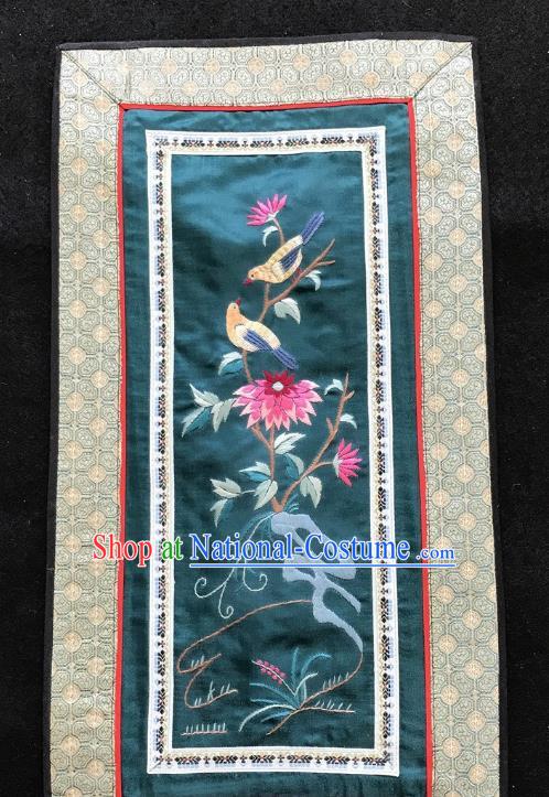 Chinese National Embroidered Chrysanthemum Bird Paintings Traditional Handmade Embroidery Decorative Dark Green Silk Picture Craft