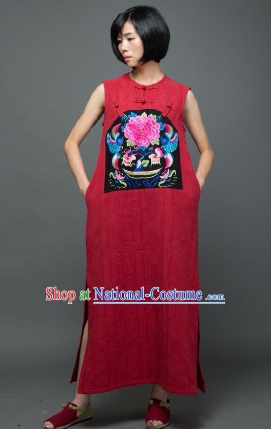 Traditional Chinese Embroidered Peony Birds Red Qipao Dress National Costume Tang Suit Sleeveless Cheongsam Garment for Women