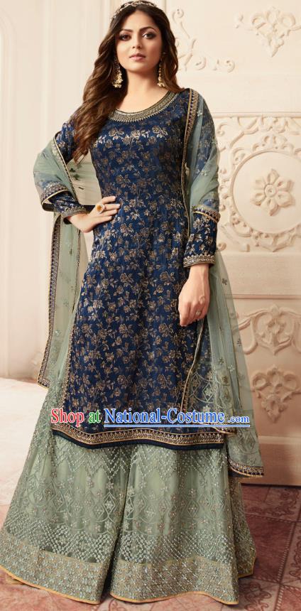 Asian India National Punjab Costumes Asia Indian Traditional Embroidered Navy Long Blouse Sari and Green Loose Pants for Women