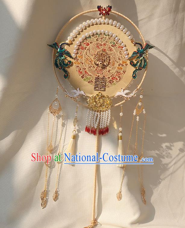 China Traditional Bride Embroidered Beige Circular Fan Classical Dance Pearls Silk Fan Handmade Wedding Blueing Phoenix Palace Fan