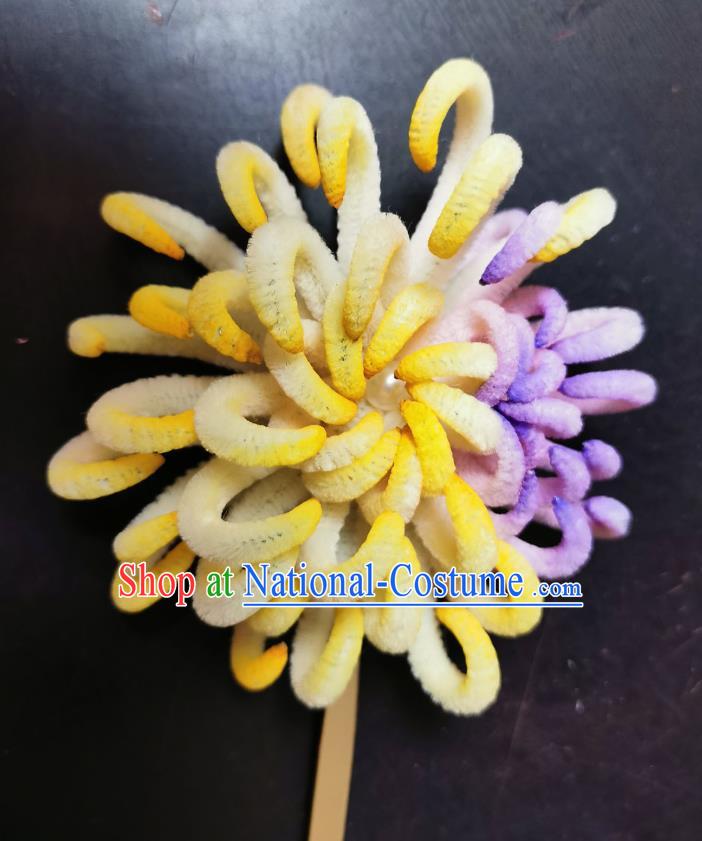 China Ancient Princess Yellow Velvet Chrysanthemum Hair Stick Handmade Hair Clip