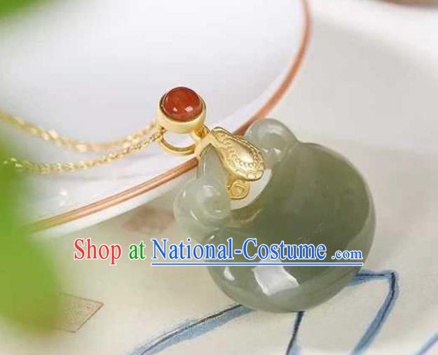 China Classical Cheongsam Coral Accessories Traditional Hetian Jade Lock Necklace