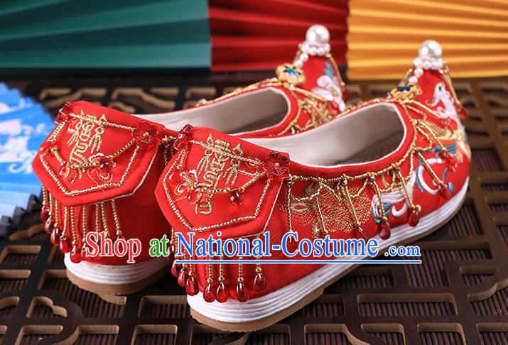 Chinese Embroidered Phoenix Shoes Traditional Hanfu Red Shoes Ancient Bride Wedding Tassel Shoes