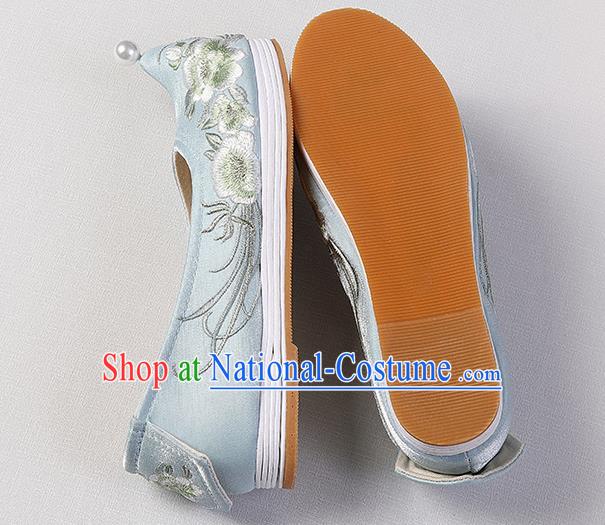 Chinese Handmade Hanfu Blue Cloth Shoes Classical Embroidered Begonia Shoes Traditional Women Shoes