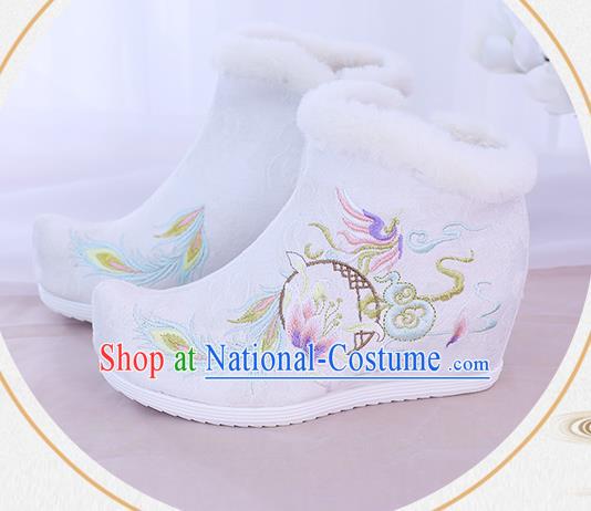 China Embroidered White Boots National Winter Shoes Traditional Handmade Shoes