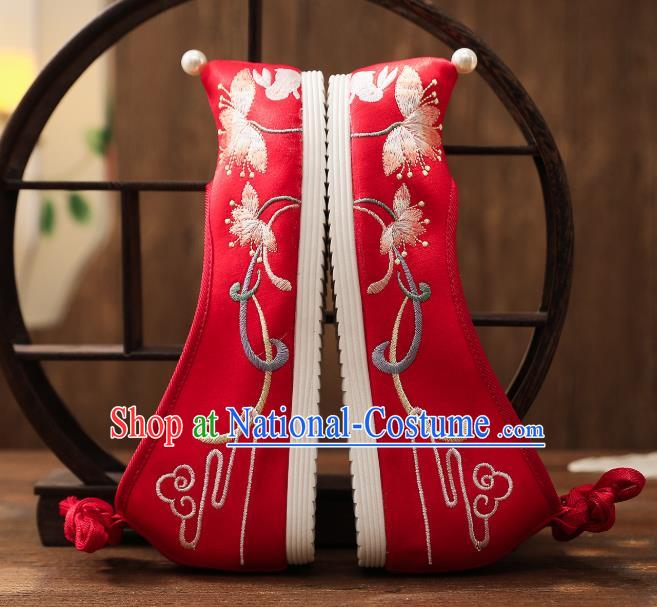 China Traditional Red Cloth Shoes Embroidered Shoes Handmade Hanfu Shoes National Wedding Shoes