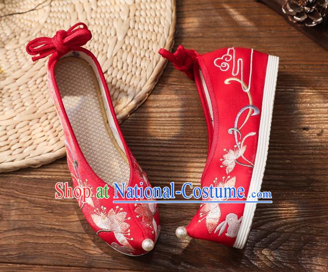 China Traditional Red Cloth Shoes Embroidered Shoes Handmade Hanfu Shoes National Wedding Shoes