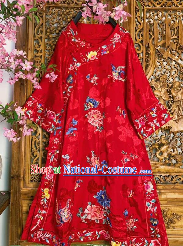 Chinese Traditional Embroidered Peony Butterfly Cheongsam National Wedding Clothing Red Silk Qipao Dress