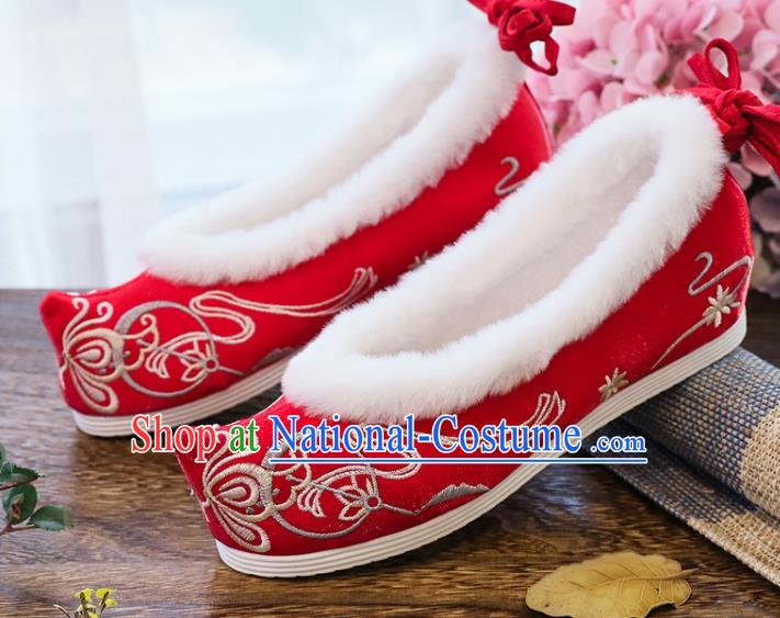 China Ancient Ming Dynasty Princess Wedding Bow Shoes National Winter Red Embroidered Shoes Traditional Hanfu Cloth Shoes