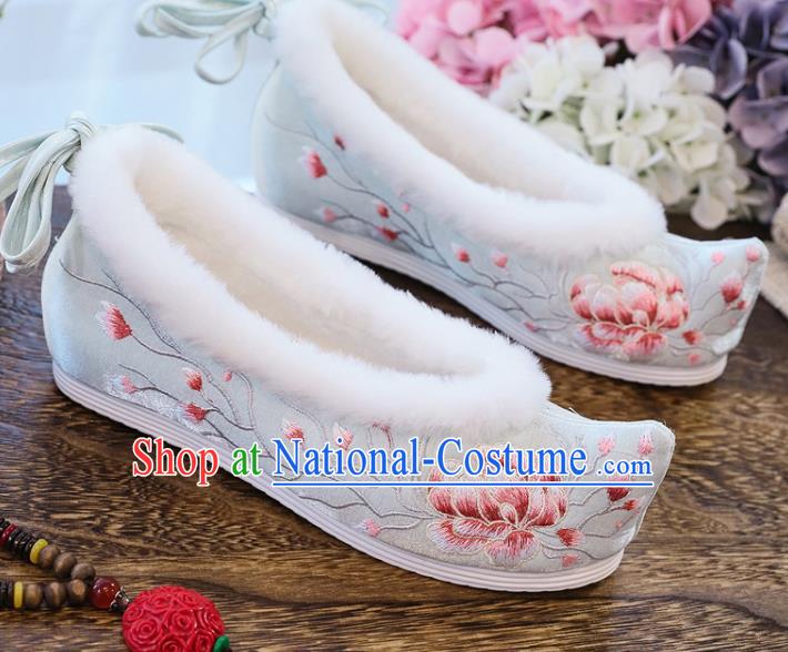 China National Embroidered Peony Shoes Traditional Wedding Winter Light Blue Cloth Shoes Ancient Ming Dynasty Princess Shoes