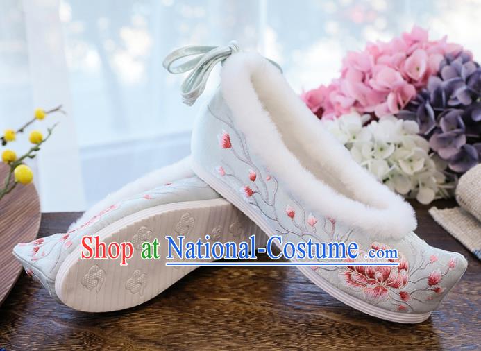 China National Embroidered Peony Shoes Traditional Wedding Winter Light Blue Cloth Shoes Ancient Ming Dynasty Princess Shoes