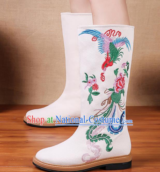 China Traditional Embroidered Phoenix Peony Shoes National Winter White Cloth Boots