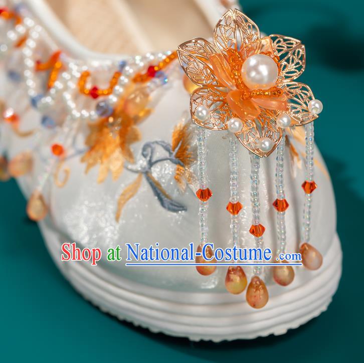 China Handmade Ming Dynasty Embroidered Bow Shoes Ancient Princess Beads Tassel Shoes Traditional Hanfu White Satin Shoes