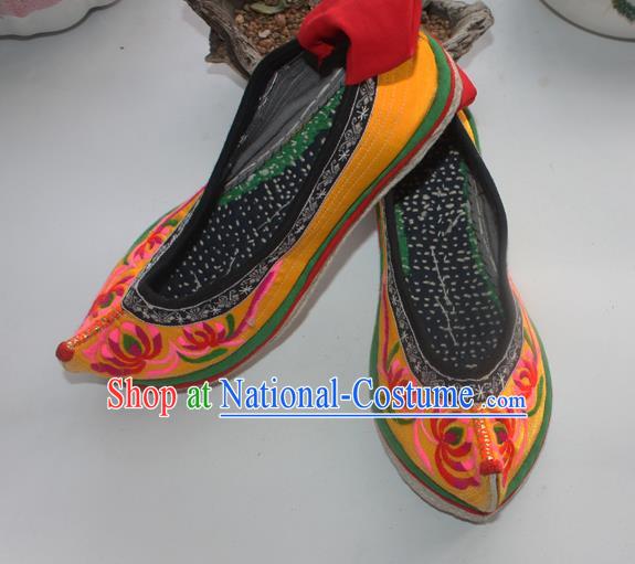 Chinese National Handmade Yellow Satin Embroidered Shoes Traditional Yi Nationality Strong Cloth Soles Shoes Yunnan Ethnic Woman Shoes