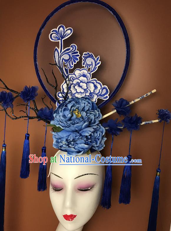 China Qipao Catwalks Bride Headdress Handmade Wedding Fashion Headwear Stage Show Tassel Hair Crown Court Blue Peony Hair Clasp