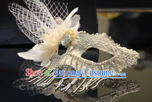 Handmade Baroque Princess Headpiece Brazil Carnival Beige Lace Mask Halloween Cosplay Tassel Face Mask Costume Party Feather Blinder