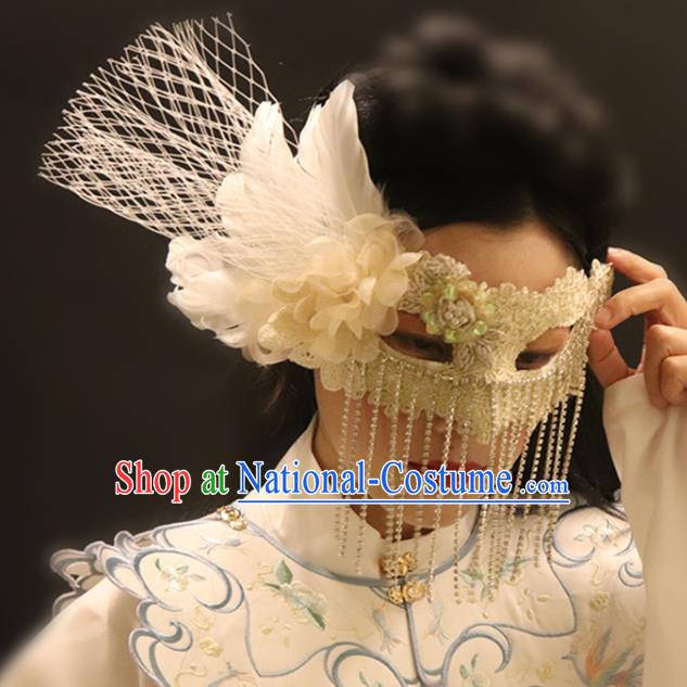 Handmade Baroque Princess Headpiece Brazil Carnival Beige Lace Mask Halloween Cosplay Tassel Face Mask Costume Party Feather Blinder