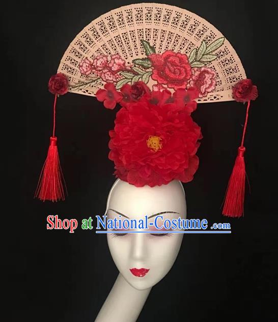 China Court Red Peony Hair Clasp Qipao Catwalks Tassel Headdress Handmade Bride Fashion Headwear Stage Show Folding Fan Hair Crown