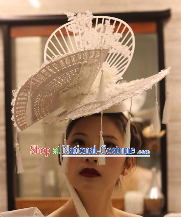 China Catwalks Deluxe Tassel Headdress Handmade Bride Fashion Headwear Qipao Show Hair Crown Court White Fan Top Hat