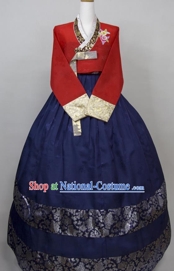 Korea Celebration Fashion Costumes Korean Elderly Woman Classical Hanbok Red Blouse and Navy Dress Traditional Wedding Mother Clothing