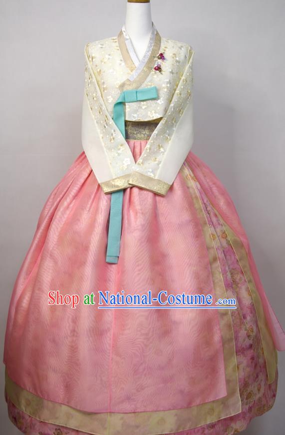 Korea Classical Hanbok Beige Blouse and Pink Dress Young Lady Traditional Clothing Korean Wedding Bride Fashion Costumes