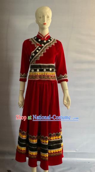 Chinese Nu Nationality Bride Clothing Lisu Minority Folk Dance Red Velvet Dress Uniforms Guangxi Ethnic Woman Garment Costume and Hat