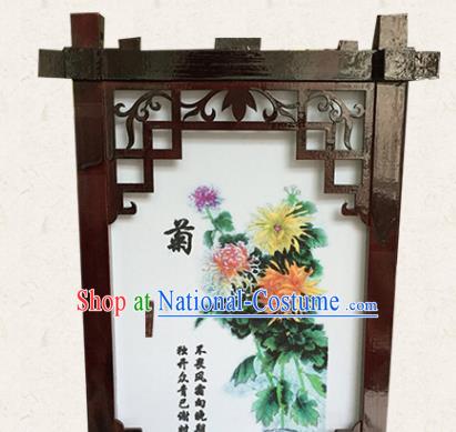 China Handmade Vintage Palace Lantern Traditional Court Light Lamp Plum Orchids Bamboo Chrysanthemum Painting Hanging Lantern Classical Wood Lanterns