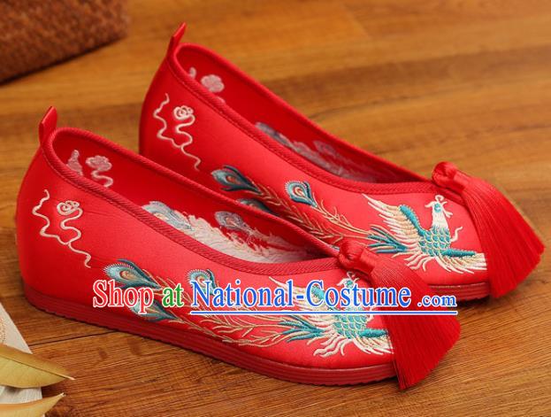 China Handmade Tassel Bride Shoes XiuHe Red Satin Shoes Hanfu Shoes Classical Wedding Shoes Embroidered Phoenix Shoes