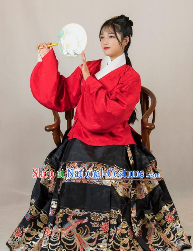 China Ming Dynasty Historical Clothing Traditional Hanfu Costumes Ancient Patrician Lady Dress Garments