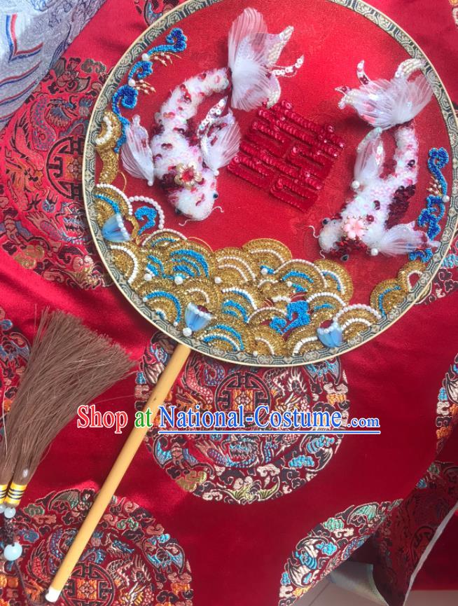 China Wedding Embroidered Wave Goldfish Fan Handmade Bride Red Silk Palace Fan Traditional Hanfu Dance Circular Fans