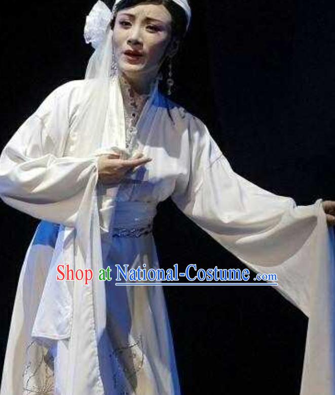 China Traditional Peking Opera Actress Clothing Ancient Widow Garment Costumes Huangmei Opera Distressed Woman White Dress Outfits