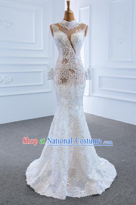 Custom Luxury Formal Garment Compere White Fishtail Full Dress Catwalks Princess Costume Marriage Bride Clothing Vintage Embroidery Lace Wedding Dress