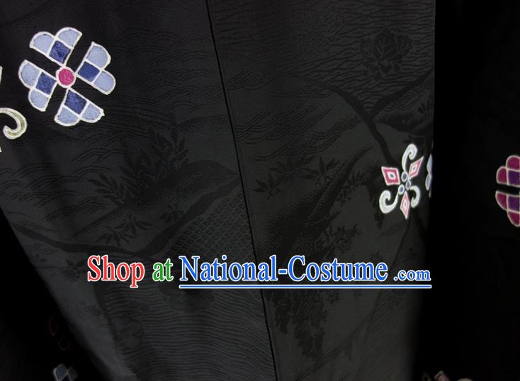 Japanese Male Embroidered Haori Jacket Clothing Traditional Kimono Outer Garment Classical Sakura Pattern Black Silk Overcoat Apparel