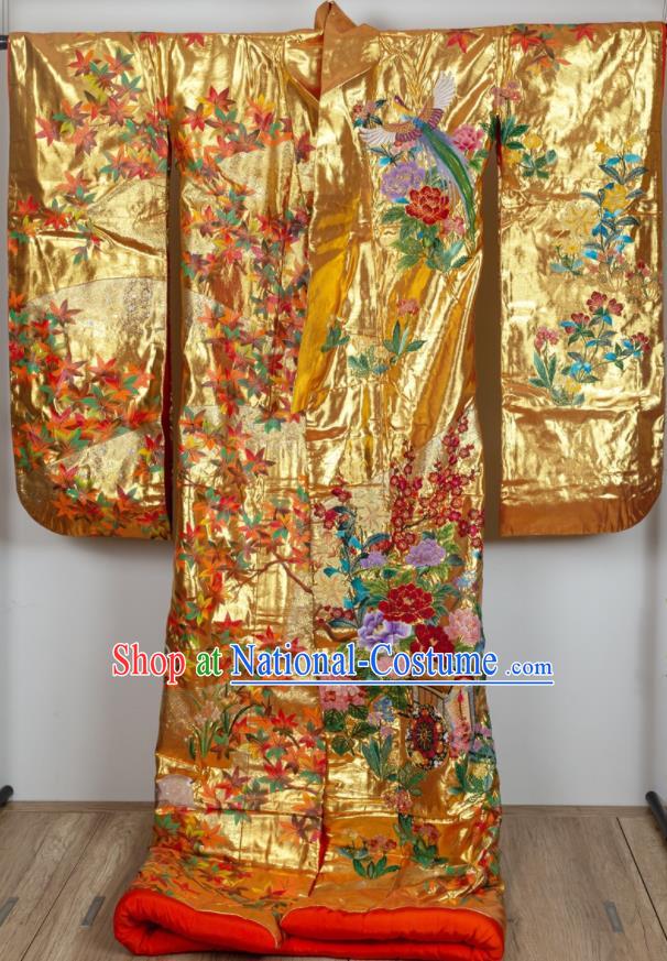 Japan Wedding Bride Embroidered Garment Costume Traditional Court Empress Golden Yukata Dress Classical Peacock Peony Pattern Uchikake Kimono Clothing