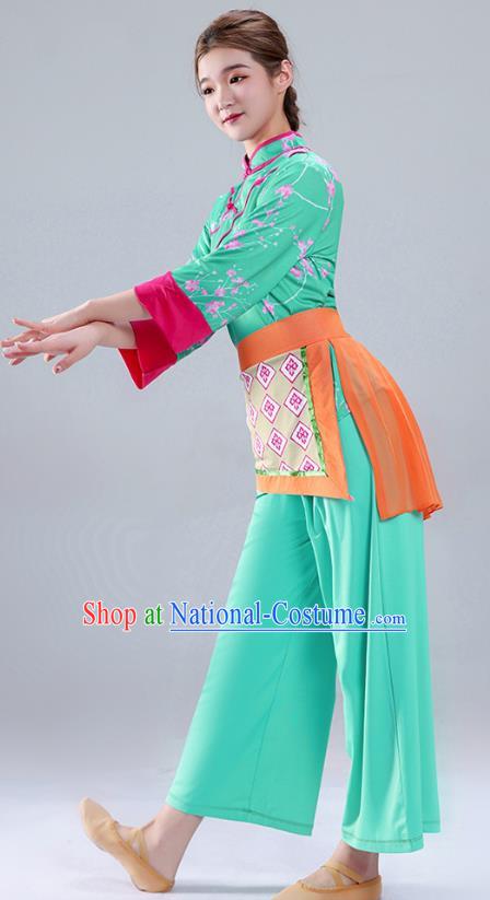 Light Green Tea Picking Female Dance Costumes Bamboo Hats Yangko Costumes Adult Village Girl Costumes Ethnic Style Costumes