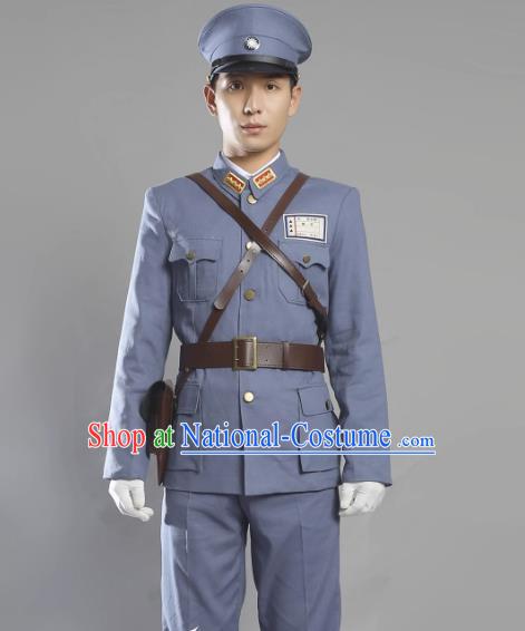 Cotton And Linen Fabrics Were Displayed In Chinese Military Uniforms During The Anti In The Republic Of China